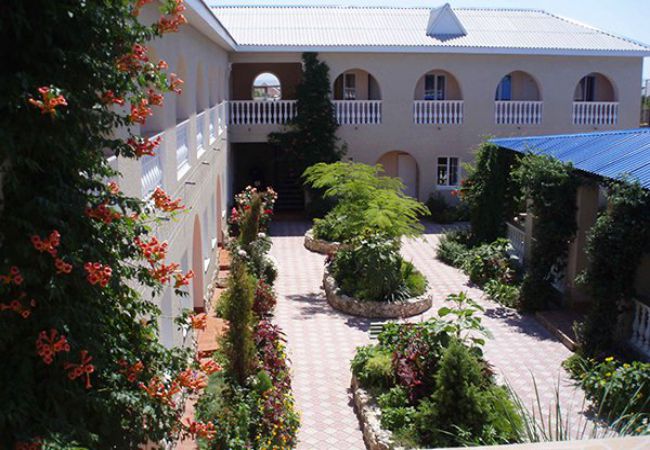 Гостиница «Скала»Межводное Крым